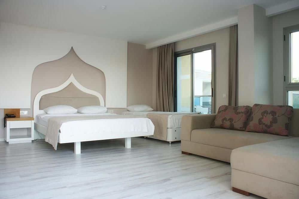 Breeze Beach Hotel By Prestij Gumbet Exterior photo